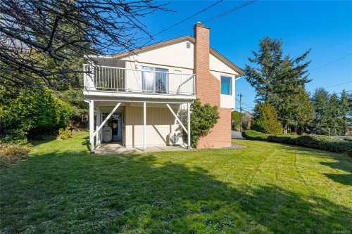 1611 Bowstring Close, Nanaimo, BC 