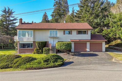 1611 Bowstring Close, Nanaimo, BC 