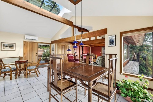 300 Old Scott Rd, Salt Spring, BC 