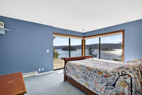 300 Old Scott Rd, Salt Spring, BC 