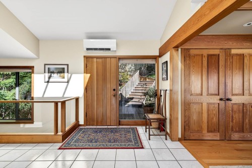 300 Old Scott Rd, Salt Spring, BC 