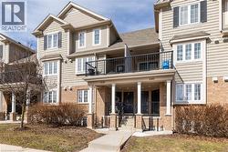 638 E WOODLAWN Road Unit# B  Guelph, ON N1E 0K4