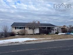 84 Sirius Crescent  Cole Harbour, NS B2W 4L5