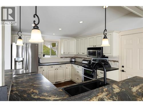 8705 Kalview Drive, Coldstream, BC - Indoor Photo Showing Kitchen With Double Sink