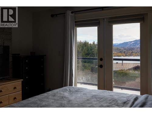 8705 Kalview Drive, Coldstream, BC - Indoor Photo Showing Bedroom