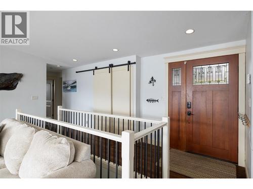 8705 Kalview Drive, Coldstream, BC - Indoor