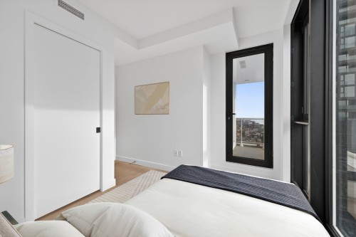 Master Bedroom - 4622-1245 Rue De Bleury, Montréal (Ville-Marie), QC - Indoor Photo Showing Bedroom