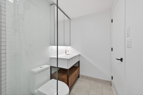 Bathroom - 4622-1245 Rue De Bleury, Montréal (Ville-Marie), QC - Indoor Photo Showing Bathroom