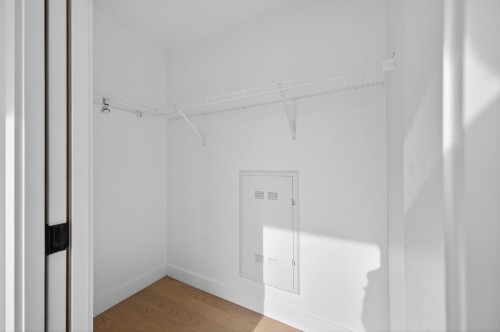 Closet - 4622-1245 Rue De Bleury, Montréal (Ville-Marie), QC - Indoor