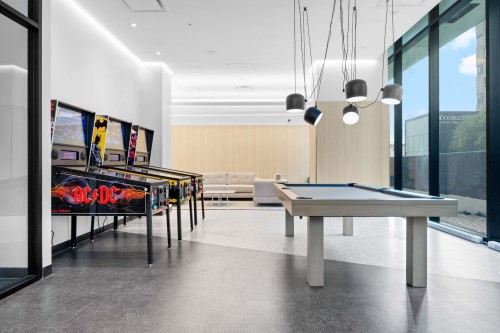 Game Room - 4622-1245 Rue De Bleury, Montréal (Ville-Marie), QC - Indoor Photo Showing Other Room