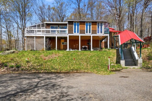 Façade - 16 Ch. Du Lac, Brownsburg-Chatham, QC - Outdoor