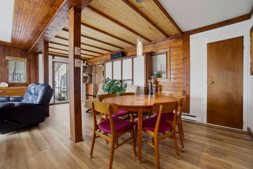 Salle à manger - 16 Ch. Du Lac, Brownsburg-Chatham, QC - Indoor Photo Showing Dining Room
