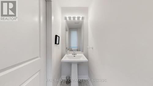 2508 Castlegate Crossing, Pickering, ON - Indoor Photo Showing Bathroom