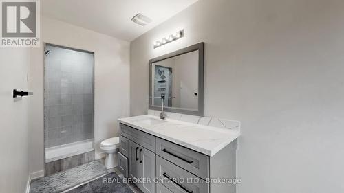 2508 Castlegate Crossing, Pickering, ON - Indoor Photo Showing Bathroom