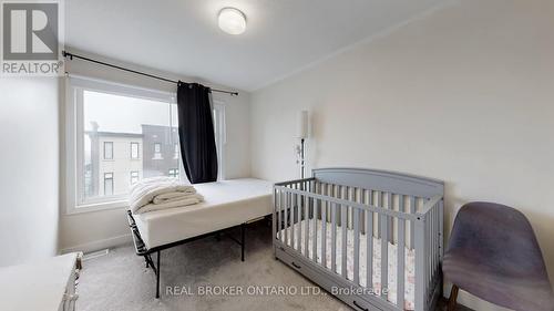 2508 Castlegate Crossing, Pickering, ON - Indoor Photo Showing Bedroom