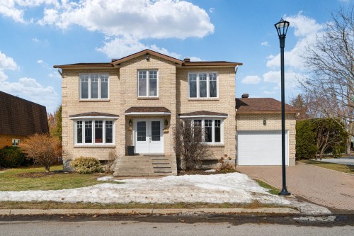 1 Place Leclerc  Kirkland, QC H9J 2Z9