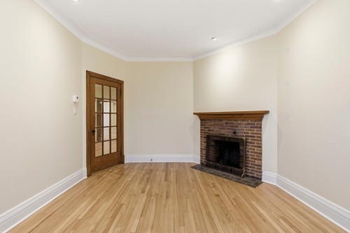 Salon - 4418 Av. Coolbrook, Montréal (Côte-Des-Neiges/Notre-Dame-De-Grâce), QC - Indoor Photo Showing Living Room With Fireplace