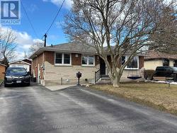 LOWER - 168 RIVERSIDE DRIVE N  Oshawa (Eastdale), ON L1G 6J9