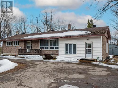 6963 ROGER STEVENS DRIVE  Montague, ON K7A 4S6