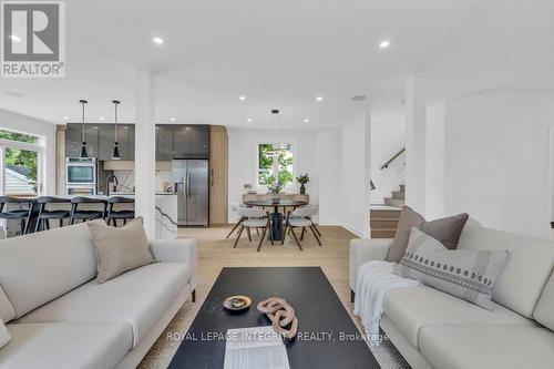 278 Spencer Street, Ottawa, ON - Indoor Photo Showing Living Room