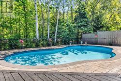 273 DUSKYWING WAY  Oakville, ON L6L 6X5