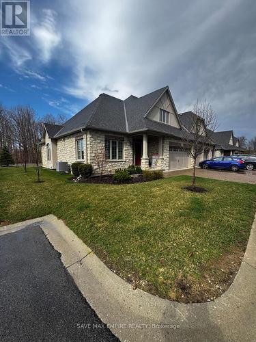 404 - 5 Wood Haven Drive, Tillsonburg, ON 