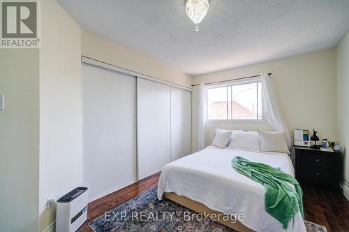 3824 Allcroft Road, Mississauga, ON - Indoor Photo Showing Bedroom