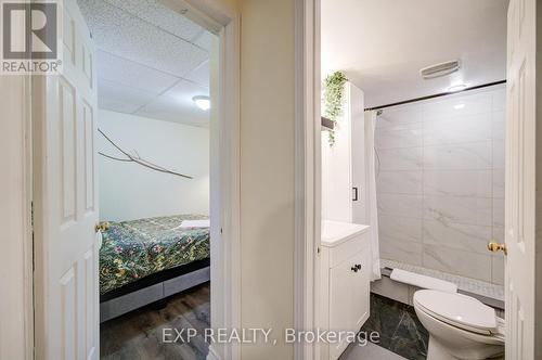 3824 Allcroft Road, Mississauga, ON - Indoor Photo Showing Bathroom