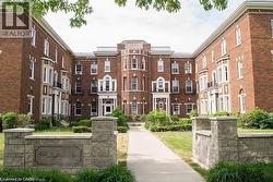 54 DUFFERIN Avenue Unit# 26  Brantford, ON N3T 4P5