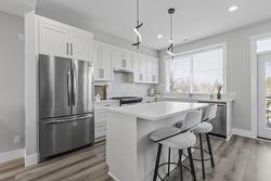 14 15717 MOUNTAIN VIEW DRIVE  Surrey, BC V3Z 0C6