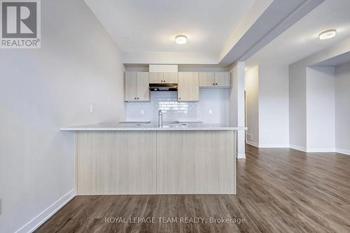 1004 Elixir Place, Ottawa, ON - Indoor Photo Showing Kitchen