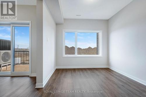 1004 Elixir Place, Ottawa, ON - Indoor Photo Showing Other Room