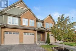792 CEDAR CREEK DRIVE  Ottawa, ON K1T 0M6