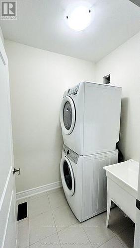 2959 Gatestone Path, Pickering, ON - Indoor Photo Showing Laundry Room