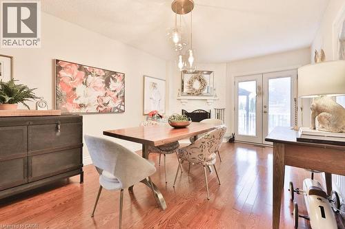 Dining Room/Family Room, Open To Kitchen - 431 Naomi Crescent, Mississauga, ON - Indoor Photo Showing Dining Room