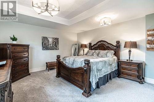 32 Gallagher Crescent, Springwater, ON - Indoor Photo Showing Bedroom