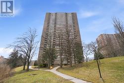 2707 - 3100 KIRWIN AVENUE  Mississauga, ON L5A 3S6