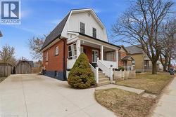 608 ONTARIO Street Stratford, ON N5A 3J5