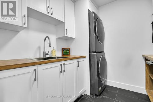 2nd floor - Laundry room - 2167 Rice Avenue, Ottawa, ON - Indoor Photo Showing Laundry Room