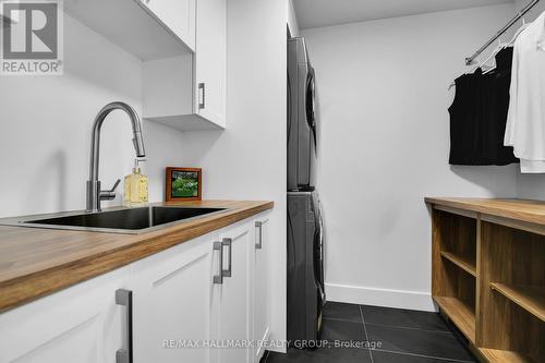 2nd floor - Laundry room - 2167 Rice Avenue, Ottawa, ON - Indoor