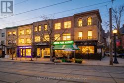 684 COLLEGE STREET  Toronto, ON M6G 1C1