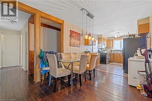 490 Queen Victoria Drive, Hamilton, ON - Indoor Photo Showing Dining Room