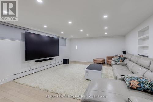 2037 Lynchmere Avenue, Mississauga, ON - Indoor