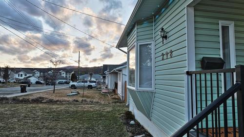 208 8Th Street, Cranbrook, BC - Outdoor