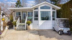 348-415 Commonwealth Road  Kelowna, BC V4V 1P4