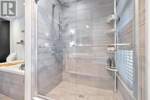 157 Avro Circle, Ottawa, ON - Indoor Photo Showing Bathroom