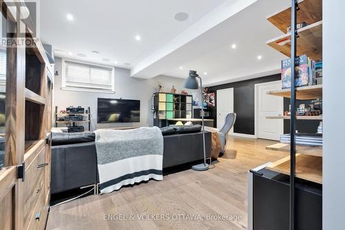 157 Avro Circle, Ottawa, ON - Indoor With Fireplace