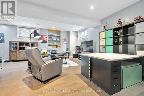 157 Avro Circle, Ottawa, ON - Indoor