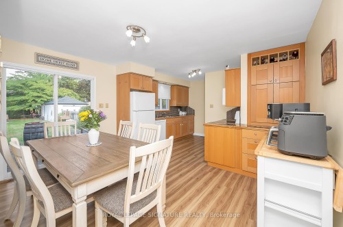 43 Lake Avenue N, Hamilton, ON - Indoor Photo Showing Dining Room