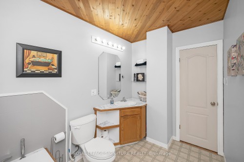 43 Lake Avenue N, Hamilton, ON - Indoor